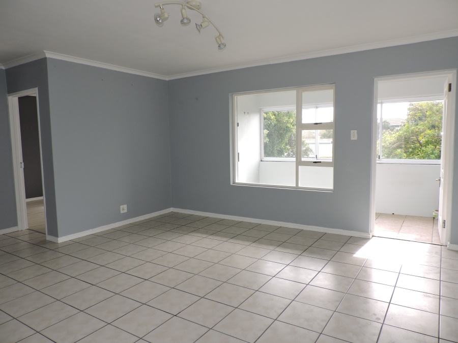 2 Bedroom Property for Sale in Parklands Western Cape